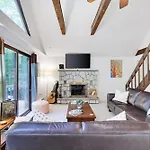 Pocono Cabin Fireplace Near Skiing Tubing Parks Shopping Casinos